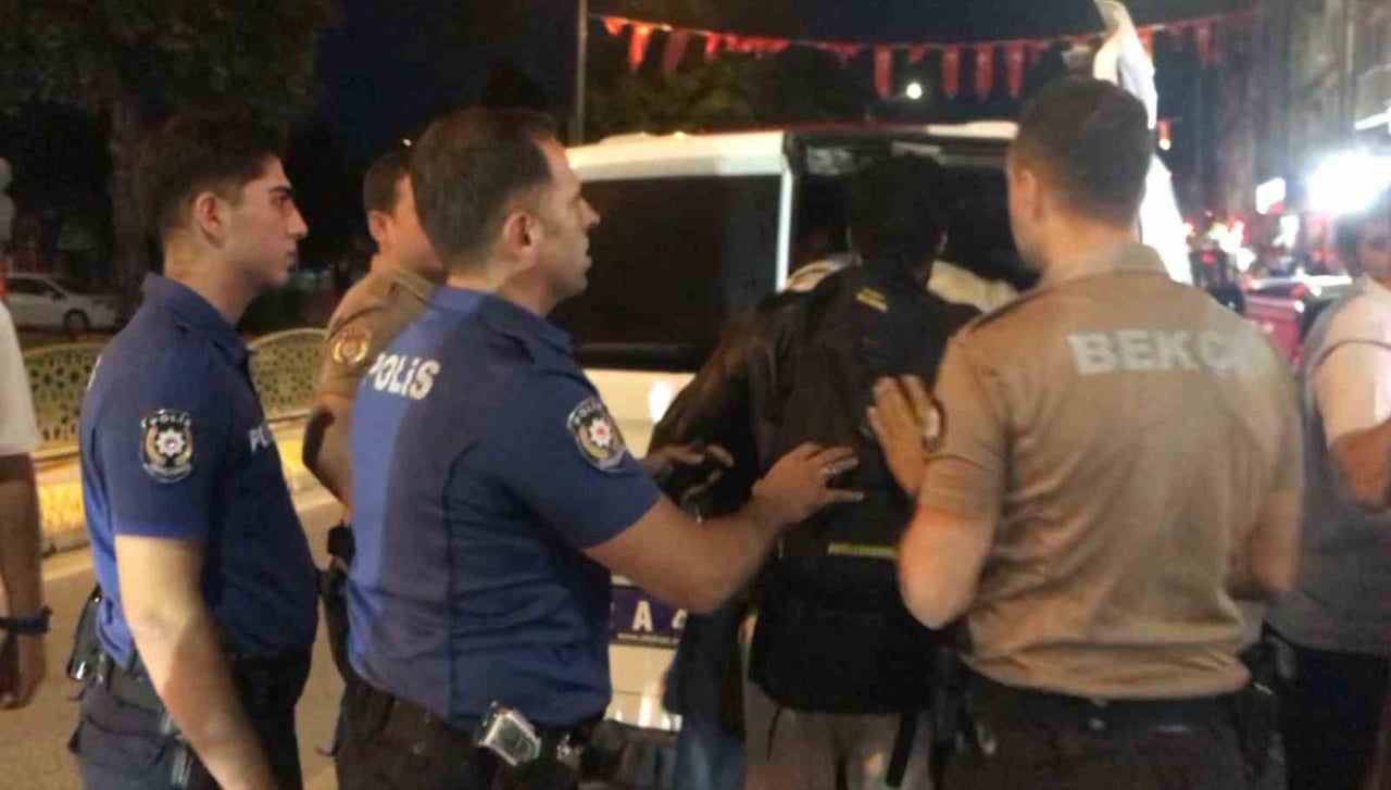 EDİRNE’DE 10 GÖÇMEN YAKALANDI
