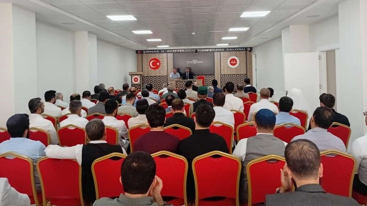 ŞIRNAK İL MÜFTÜLÜĞÜ TARAFINDAN DÜZENLENEN EYLÜL AYI MUTAD TOPLANTISINDA, KENT GENELİNDE YÜRÜTÜLEN...