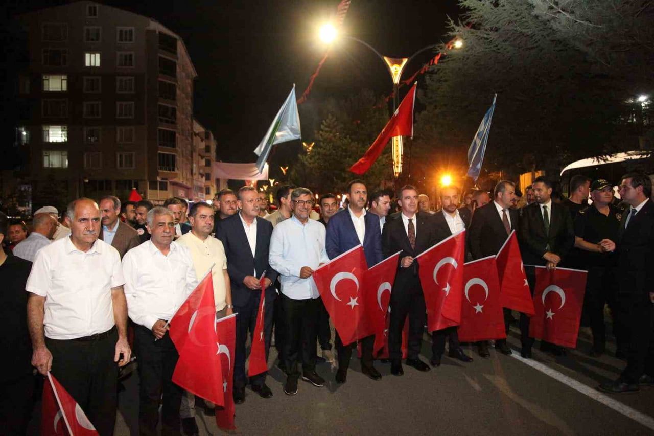 BİTLİS’İN AHLAT İLÇESİNDE MALAZGİRT ZAFERİ'NİN 955. YIL DÖNÜMÜ ETKİNLİKLERİ KAPSAMINDA FENER...
