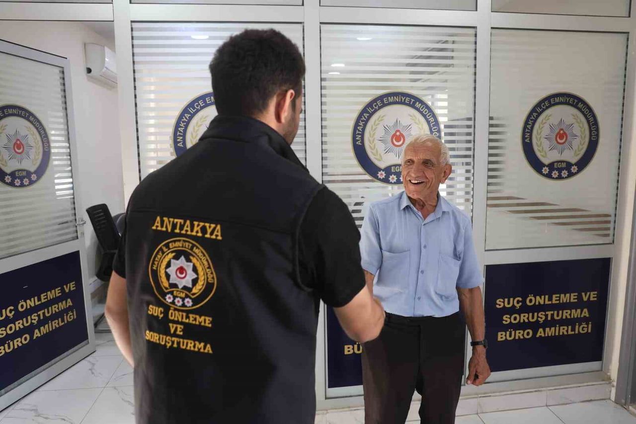 75 YAŞINDAKİ NİZAMETTİN GÜNAN, EVLİLİK VAADİYLE TANIŞTIĞI VE KENDİSİNDEN 45 YAŞ KÜÇÜK OLAN KADINA...