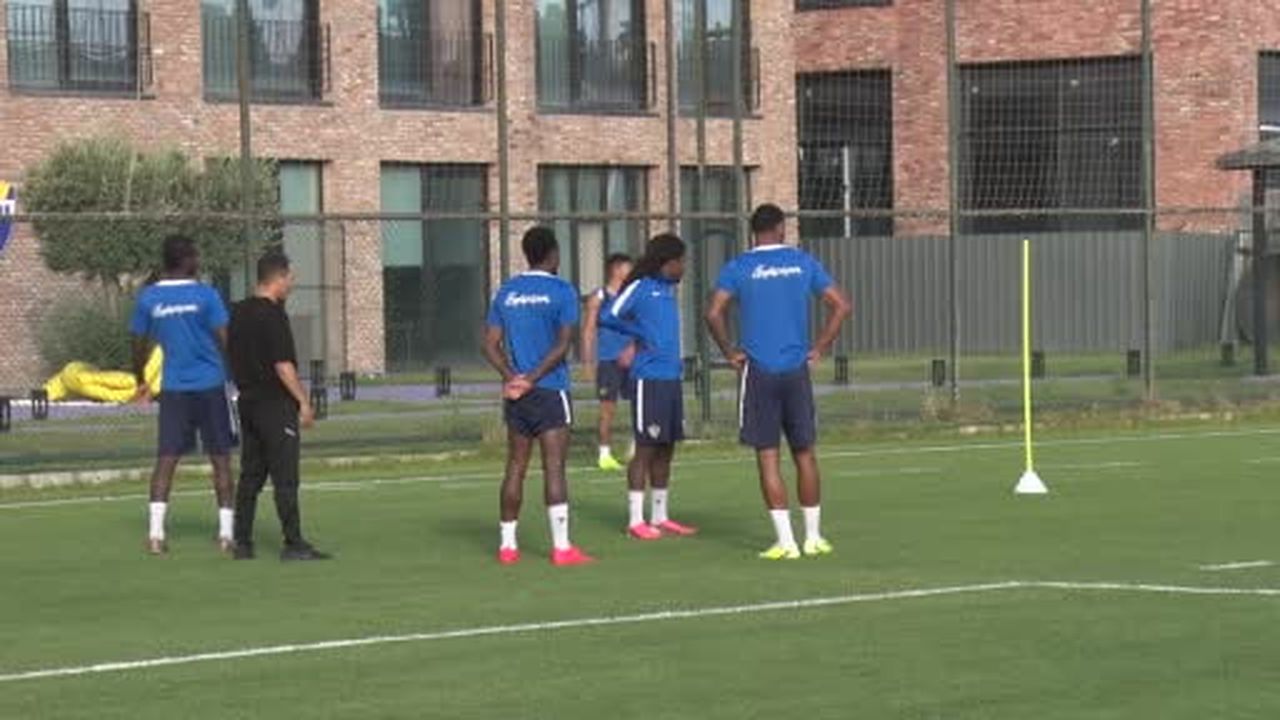Eyüpspor, Trendyol Süper Lig'in 4. haftasında oynayacağı Çorum FK maçının hazırlıklarını basına...
