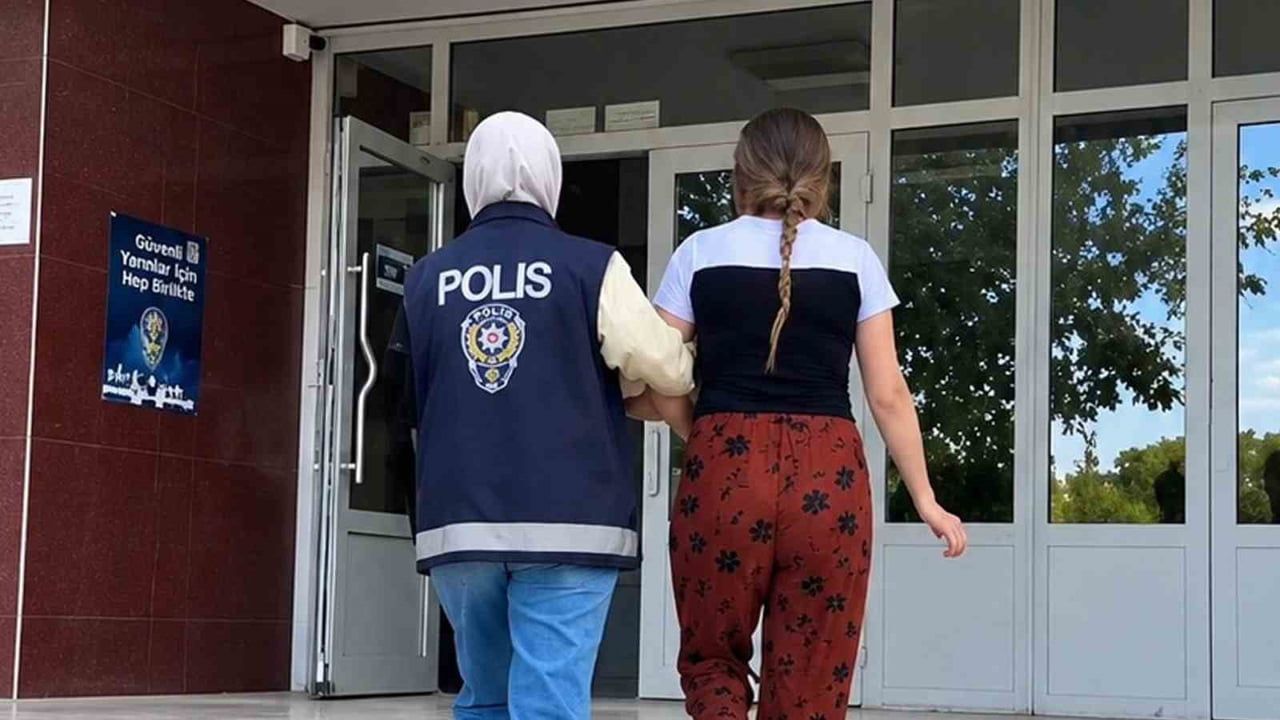 UYUŞTURUCU TİCARETİNDEN TUTUKLANDI