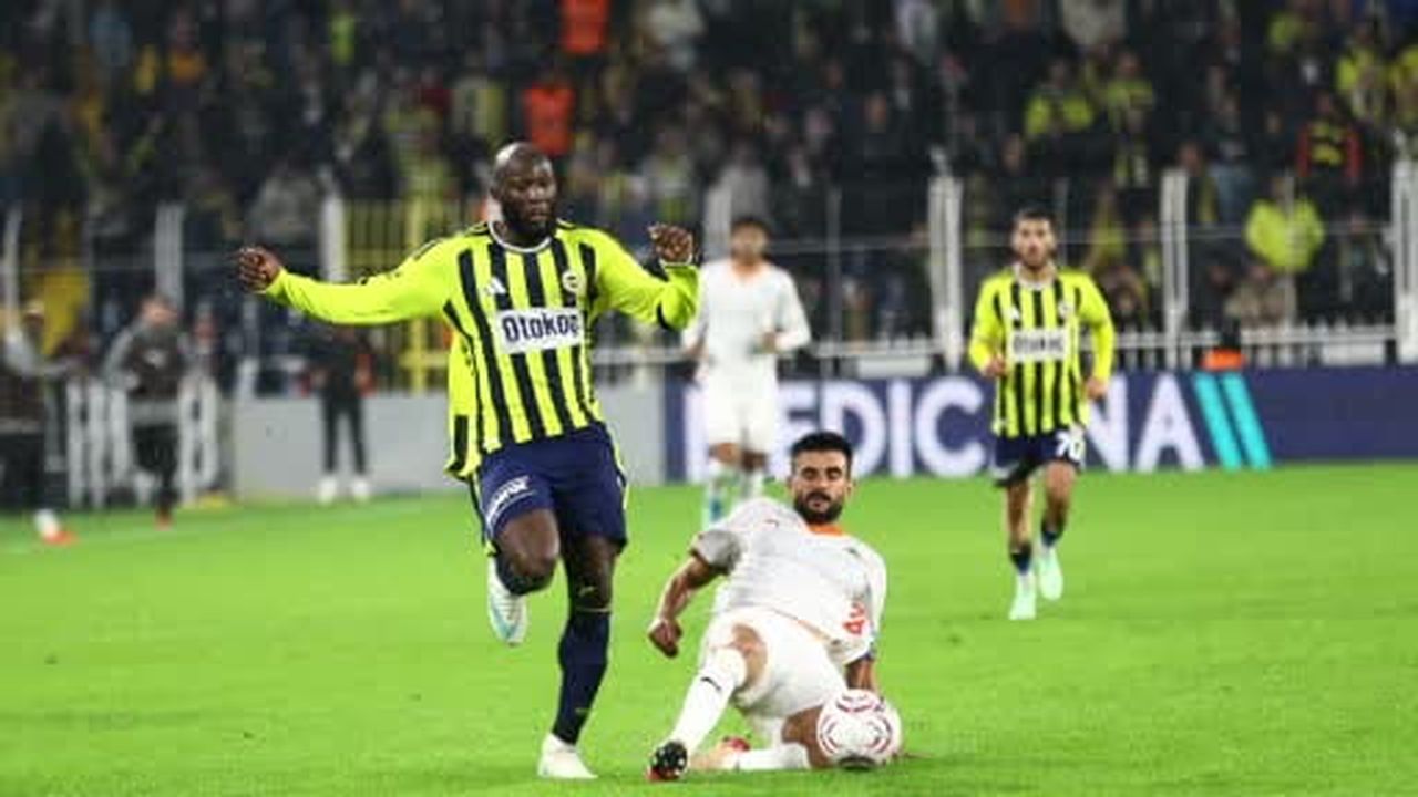 Trendyol Süper Lig’in 8. haftasında Fenerbahçe evinde karşılaştığı Corendon Alanyaspor'u 3-0...