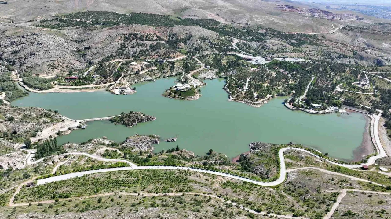 KONYA’NIN MERKEZ SELÇUKLU İLÇE BELEDİYESİ, SİLLE BARAJI’NIN KORUNMASINA YÖNELİK ÇALIŞMALARI...