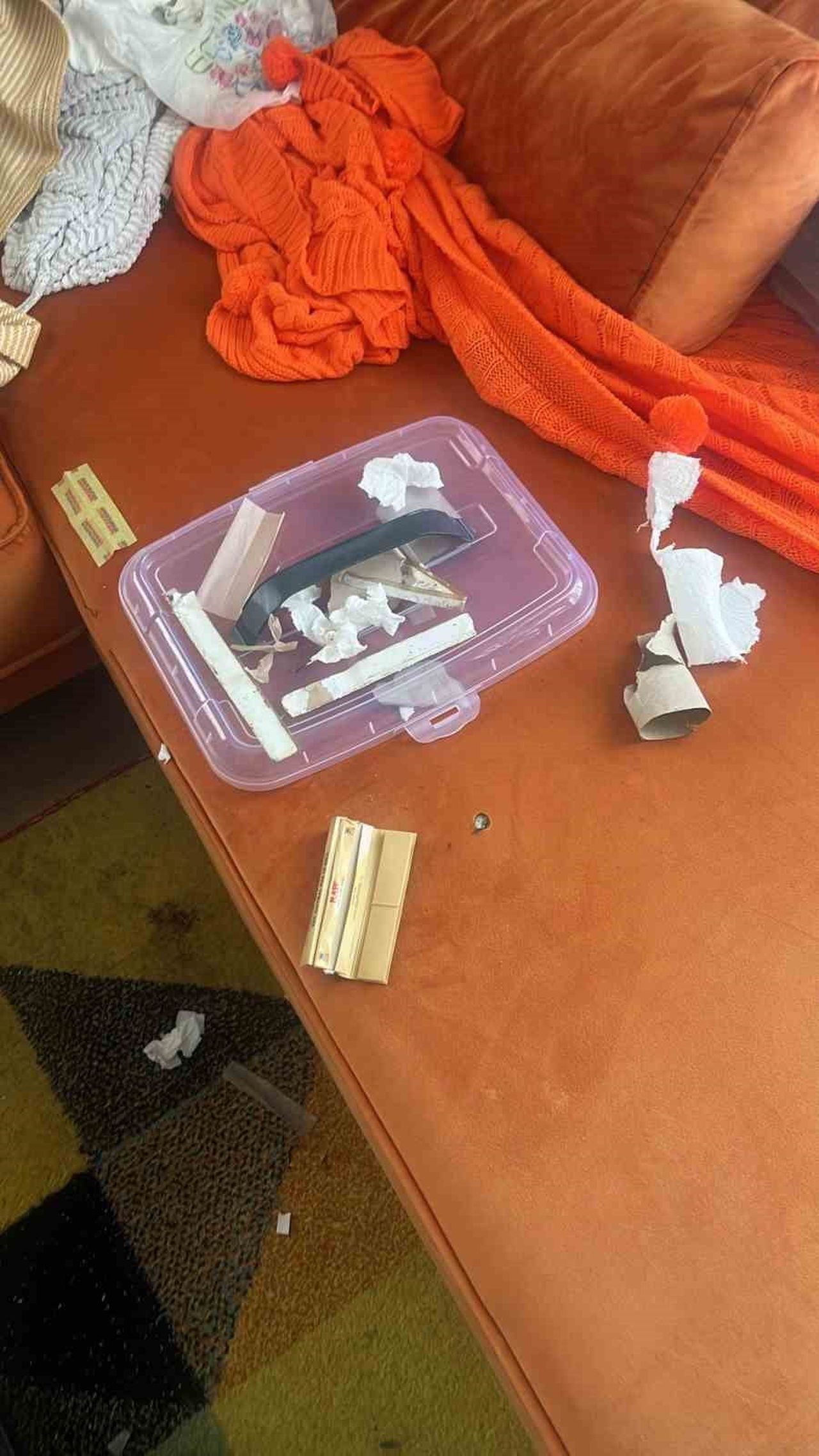 EVİNDE ÖLÜ BULUNAN OYUNCU SERHAT KILIÇ’IN EVİNDE UYUŞTURUCU MADDE BULUNDU. KILIÇ’IN VEFATI...