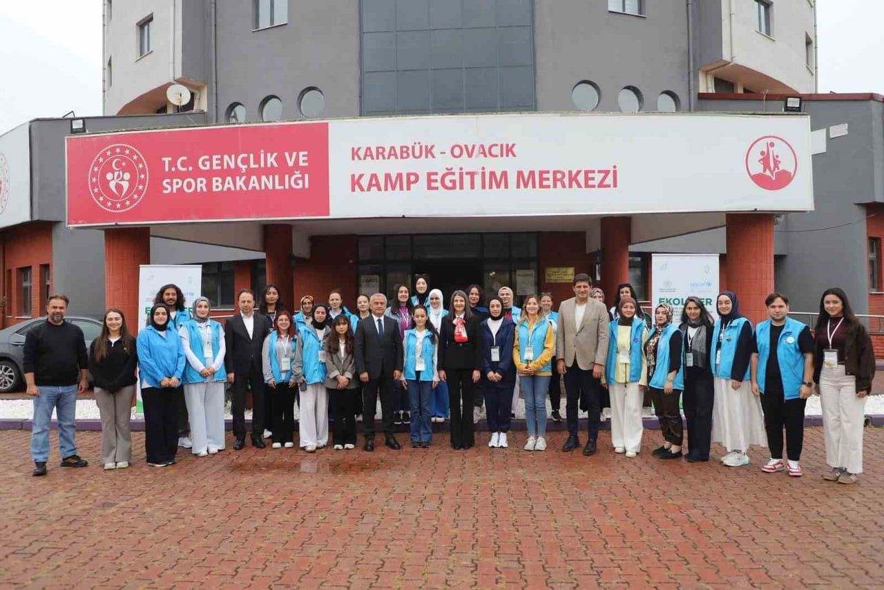 GENÇLİK VE SPOR BAKANLIĞI GENÇLİK HİZMETLERİ GENEL MÜDÜRLÜĞÜ İLE UNICEF TÜRKİYE İŞ BİRLİĞİNDE...