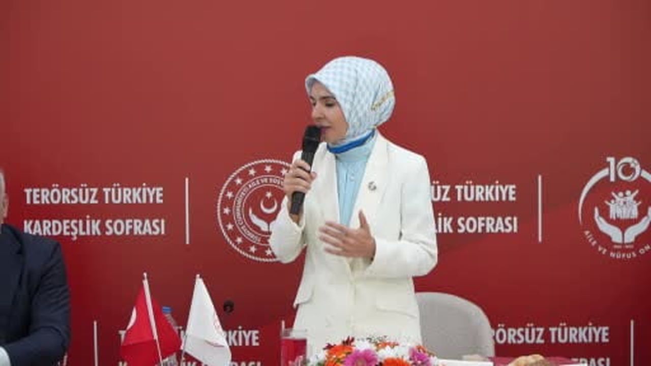 "Terörsüz Türkiye’yi şehit yakınlarımız ve gazilerimizle birlikte inşa ettik"
