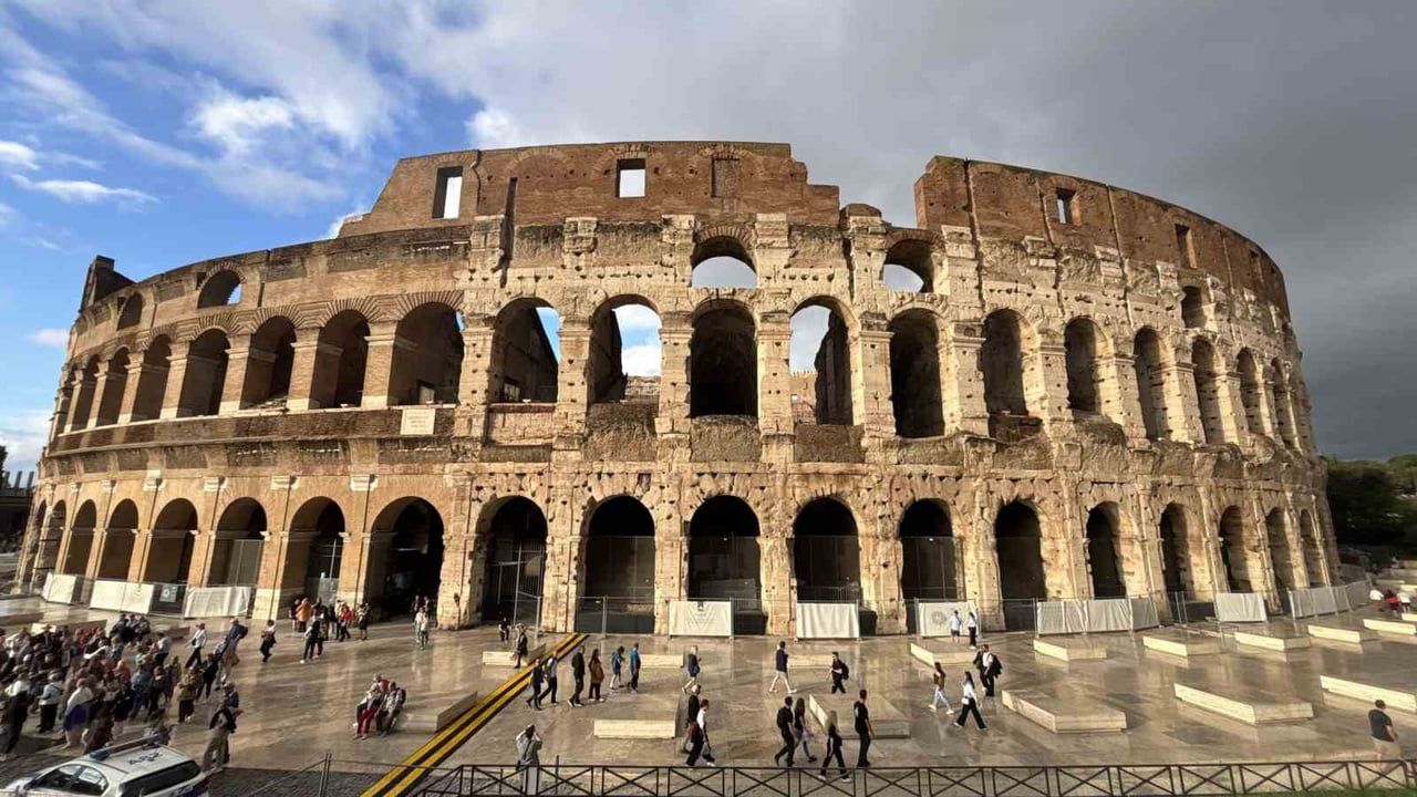 TROYA SAVAŞLARI'NIN YAŞANDIĞI TROYA ÖREN YERİ'NDEN ÇIKAN ESERLER, ROMA'NIN DÜNYACA ÜNLÜ SİMGE...