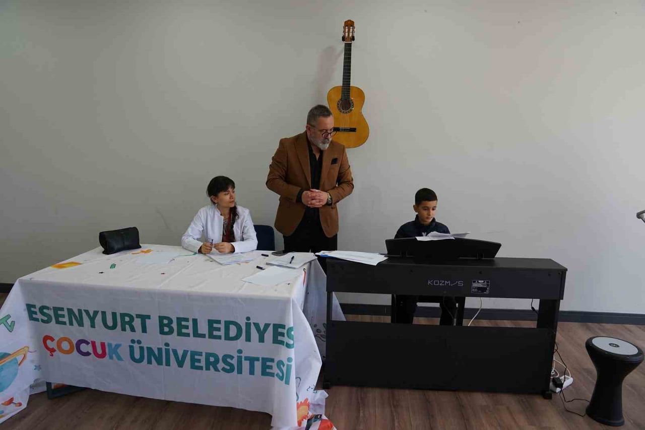 ESENYURT BELEDİYESİ ÇOCUK ÜNİVERSİTESİ, 2026-2027 EĞİTİM DÖNEMİNDE HAYATA GEÇİRDİĞİ YENİ EĞİTİM...
