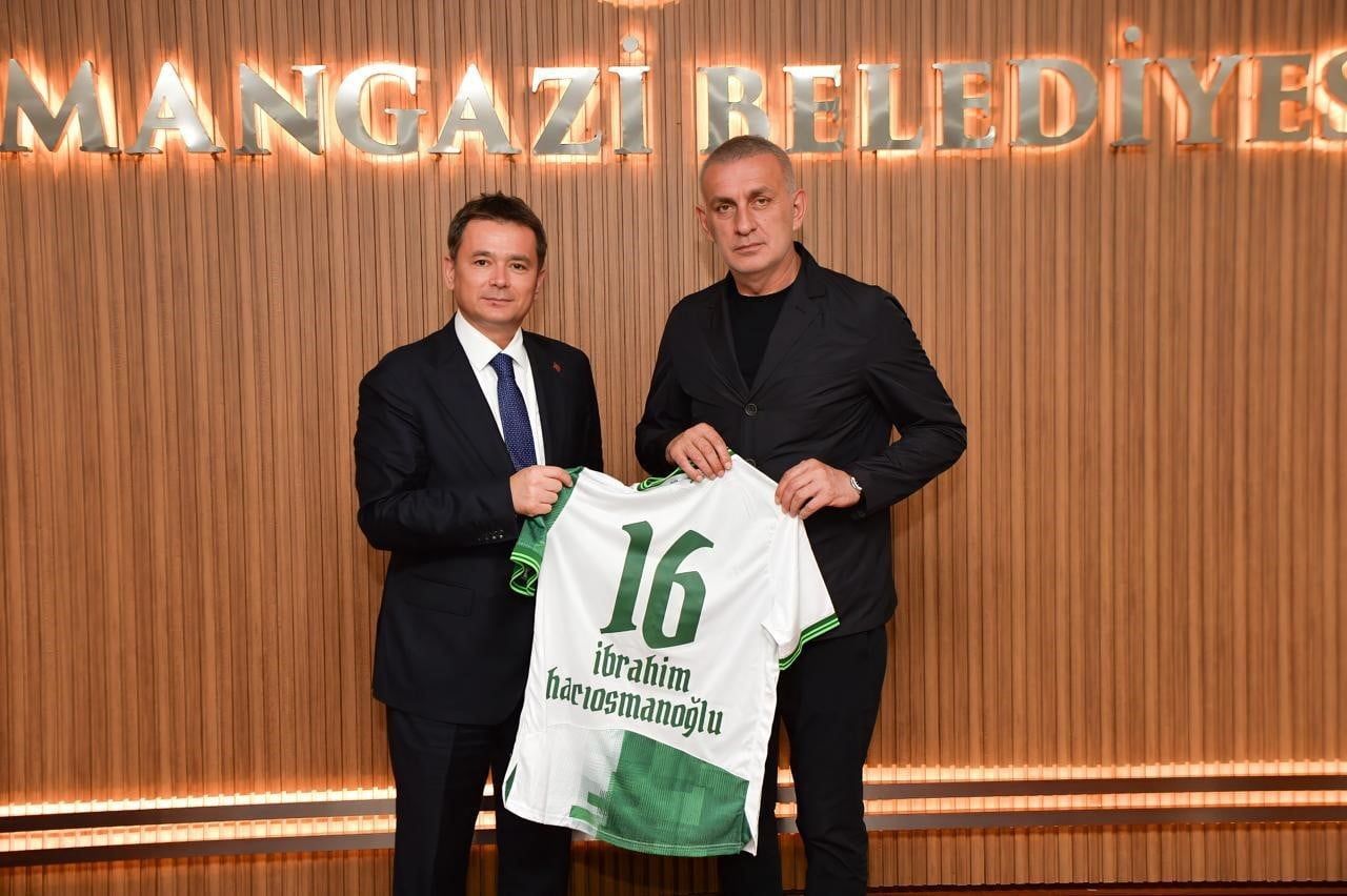 TÜRKİYE FUTBOL FEDERASYONU (TFF) BAŞKANI İBRAHİM HACIOSMANOĞLU, A MİLLİ FUTBOL TAKIMI’NIN İTALYA...