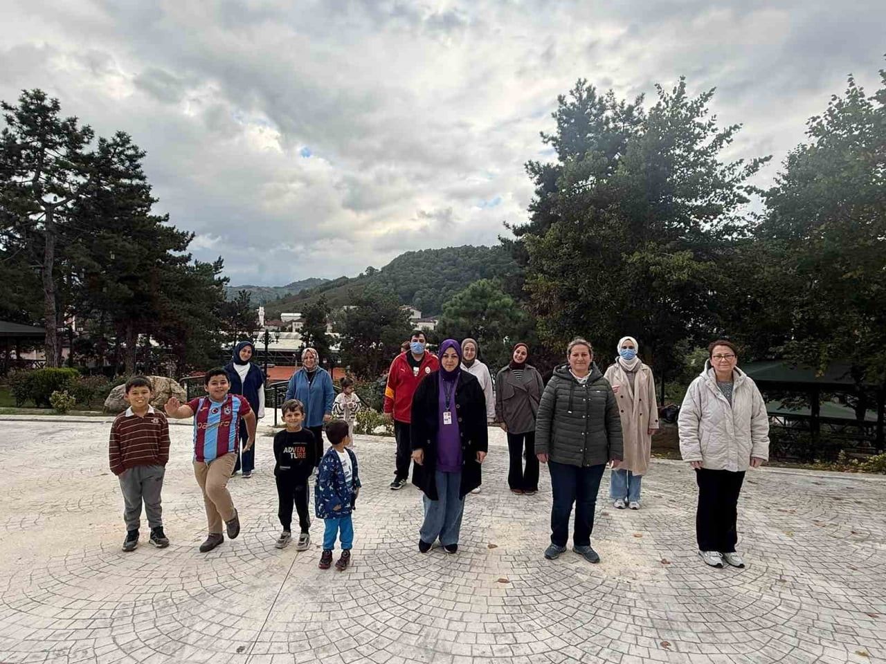 GÜMÜŞOVA’DA “MAHALLEMDE HAREKET VAR” PROJESİ KAPSAMINDA VATANDAŞLARA FİZİKSEL AKTİVİTENİN ÖNEMİ...