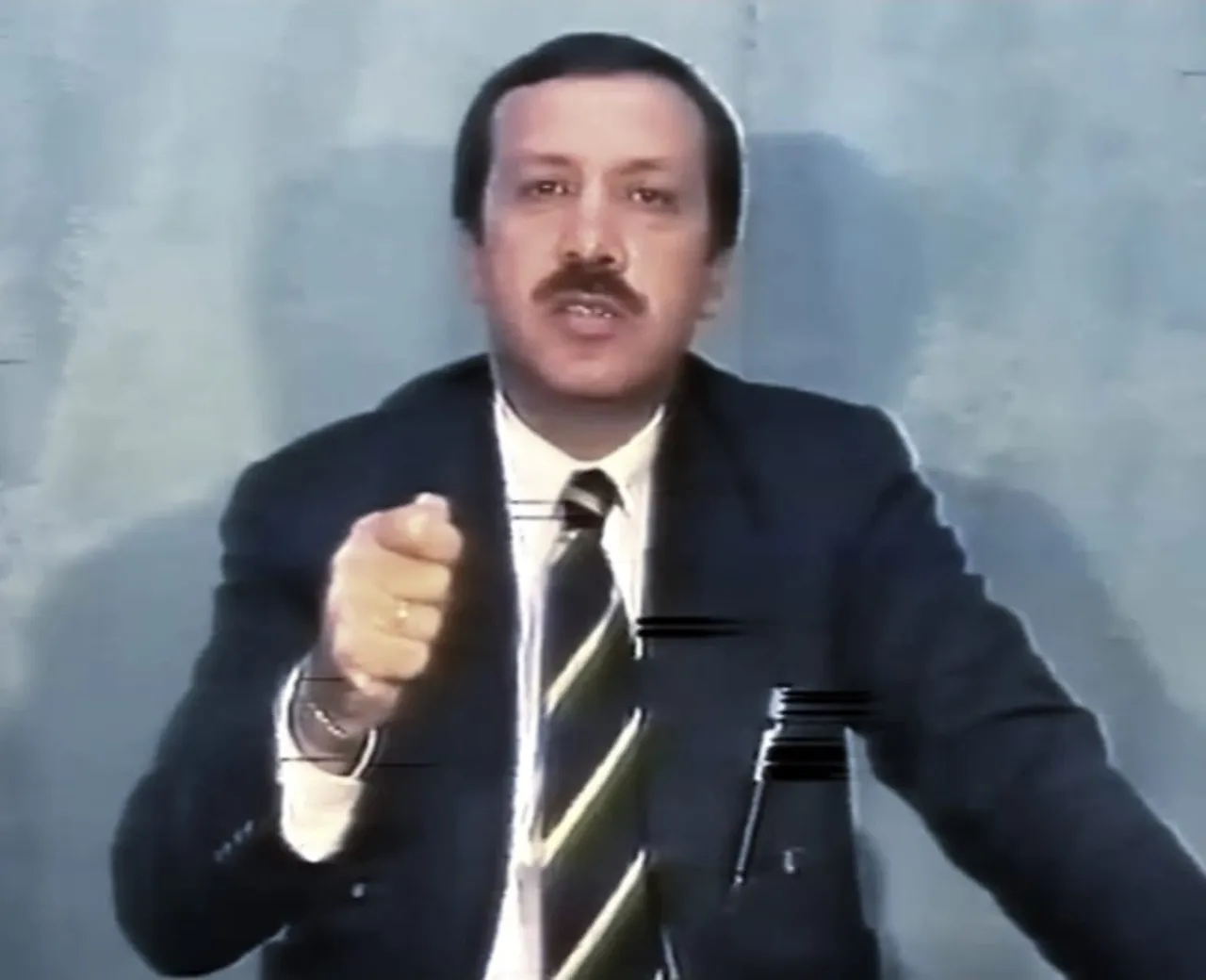 CUMHURBAŞKANI ERDOĞAN 32 YIL ÖNCE DE AYNI ŞEYLERİ DİLE GETİRMİŞ