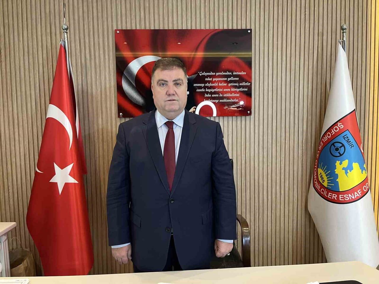 İZMİR ŞOFÖRLER VE OTOMOBİLCİLER ESNAF ODASI BAŞKANI ERKAN ÖZKAN, SOSYAL MEDYA PLATFORMLARINDA ODA...
