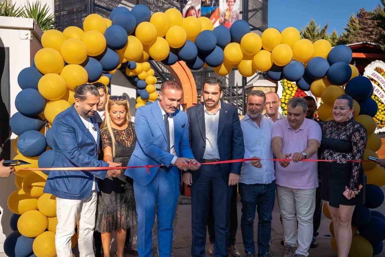 İZMİR’İN KÖKLÜ EĞİTİM MARKASI RADİKAL EĞİTİM KURUMLARI, MODERN MİMARİSİ, SINIFLARI VE TEKNOLOJİK...