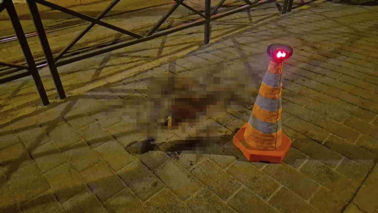 ESKİŞEHİR'DE TARTIŞTIĞI ESKİ SEVGİLİSİNİ BIÇAKLAYIP KAÇAN ŞÜPHELİ ERKEK ŞAHSIN YAKALANMASI İÇİN...