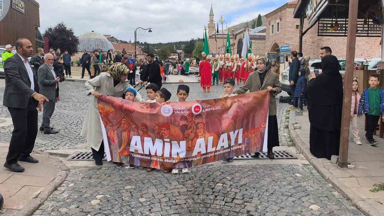 TOKAT’TA BU YIL İKİNCİSİ DÜZENLENEN OSMANLI GELENEĞİ AMİN ALAYI PROGRAMINDA, 4-6 YAŞ GRUBU...