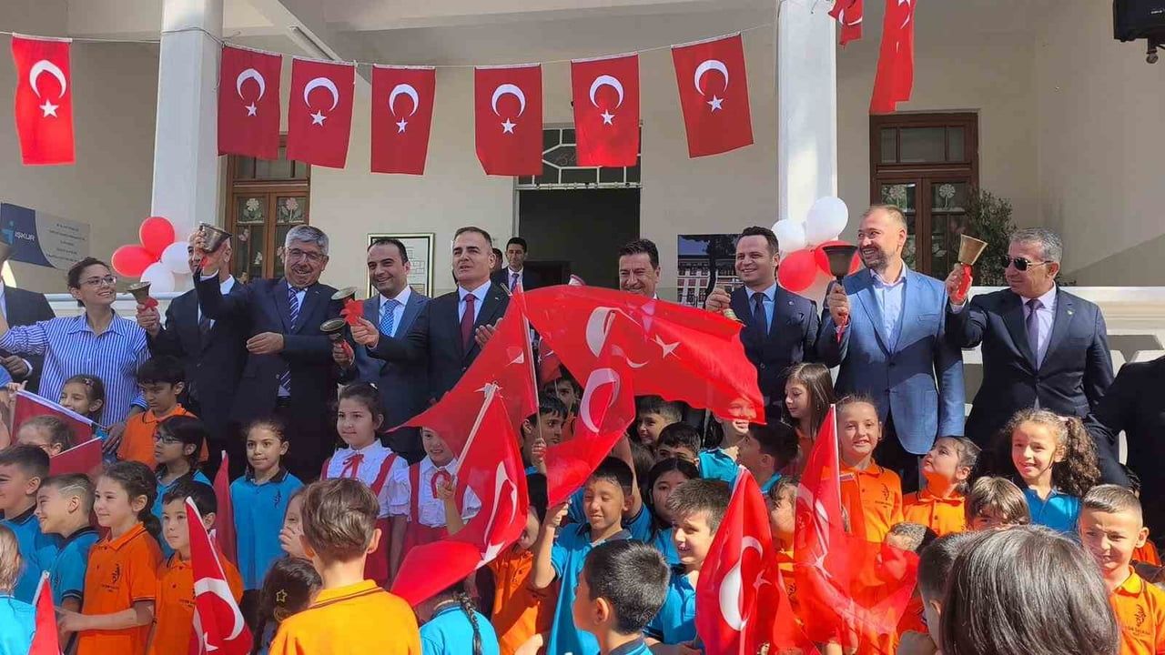 MUĞLA’DA 2026-2027 EĞİTİM ÖĞRETİM YILININ İLK DERS ZİLİ ÇALDI