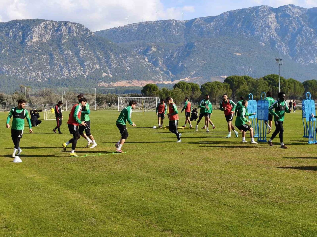 TRENDYOL 1. LİG 13’ÜNCÜ HAFTASINDA DEPLÂSMANDA LİGİN GÜÇLÜ EKİPLERİNDEN KAYSERİSPOR İLE...