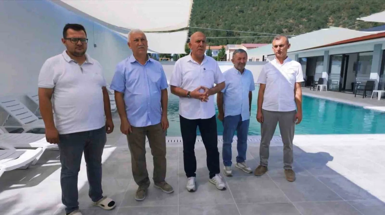 HİSARCIK’TA YARI OLİMPİK YÜZME HAVUZU HİZMETE GİRDİ