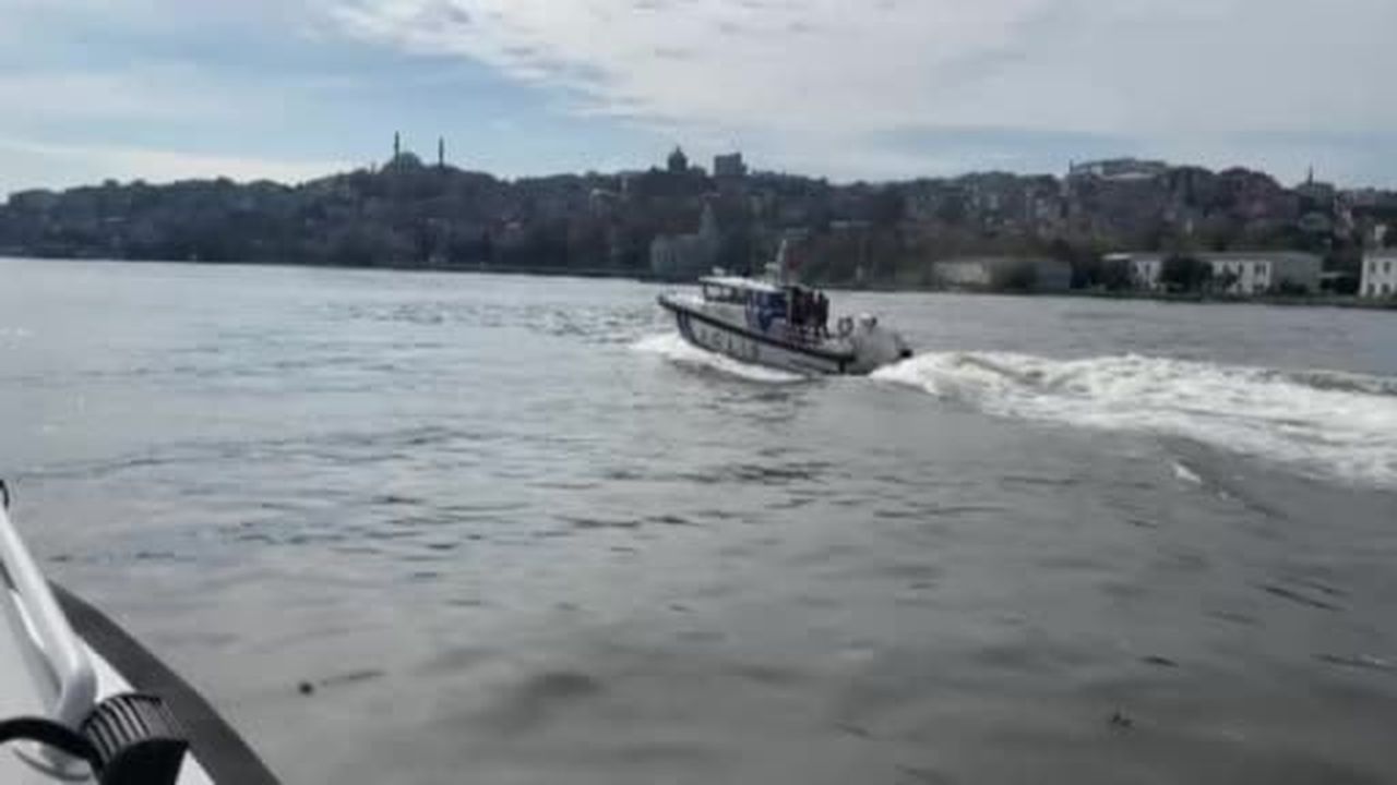 İstanbul Haliç'te bir kişinin cansız bedeni bulundu. Cesedin sel felaketinde kaybolan 63 yaşındaki...
