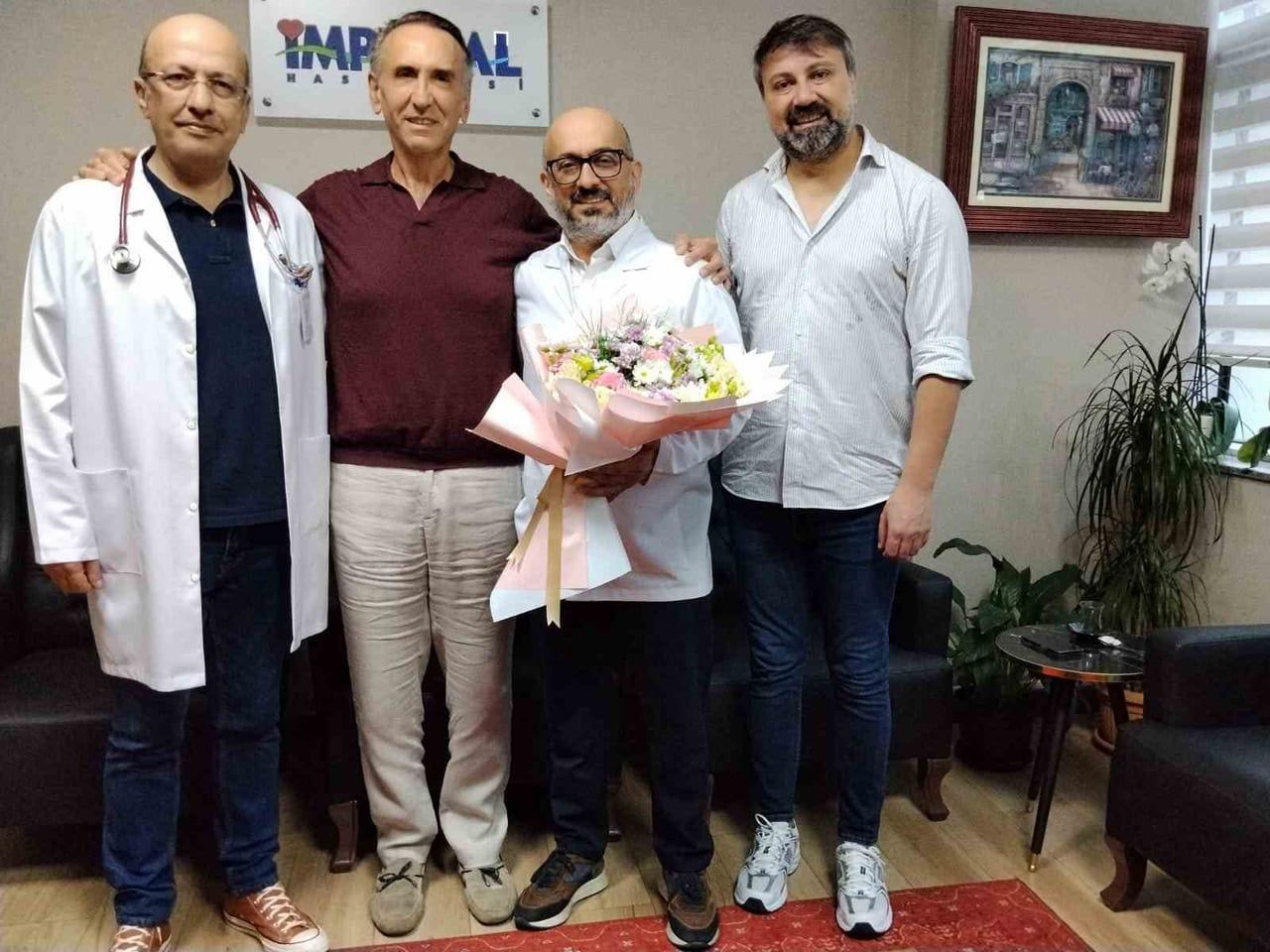 ÖZEL İMPERİAL HASTANESİ’NDE BAŞHEKİMLİK GÖREVİNDE DEVİR TESLİM TÖRENİ GERÇEKLEŞTİRİLDİ. YAKLAŞIK...