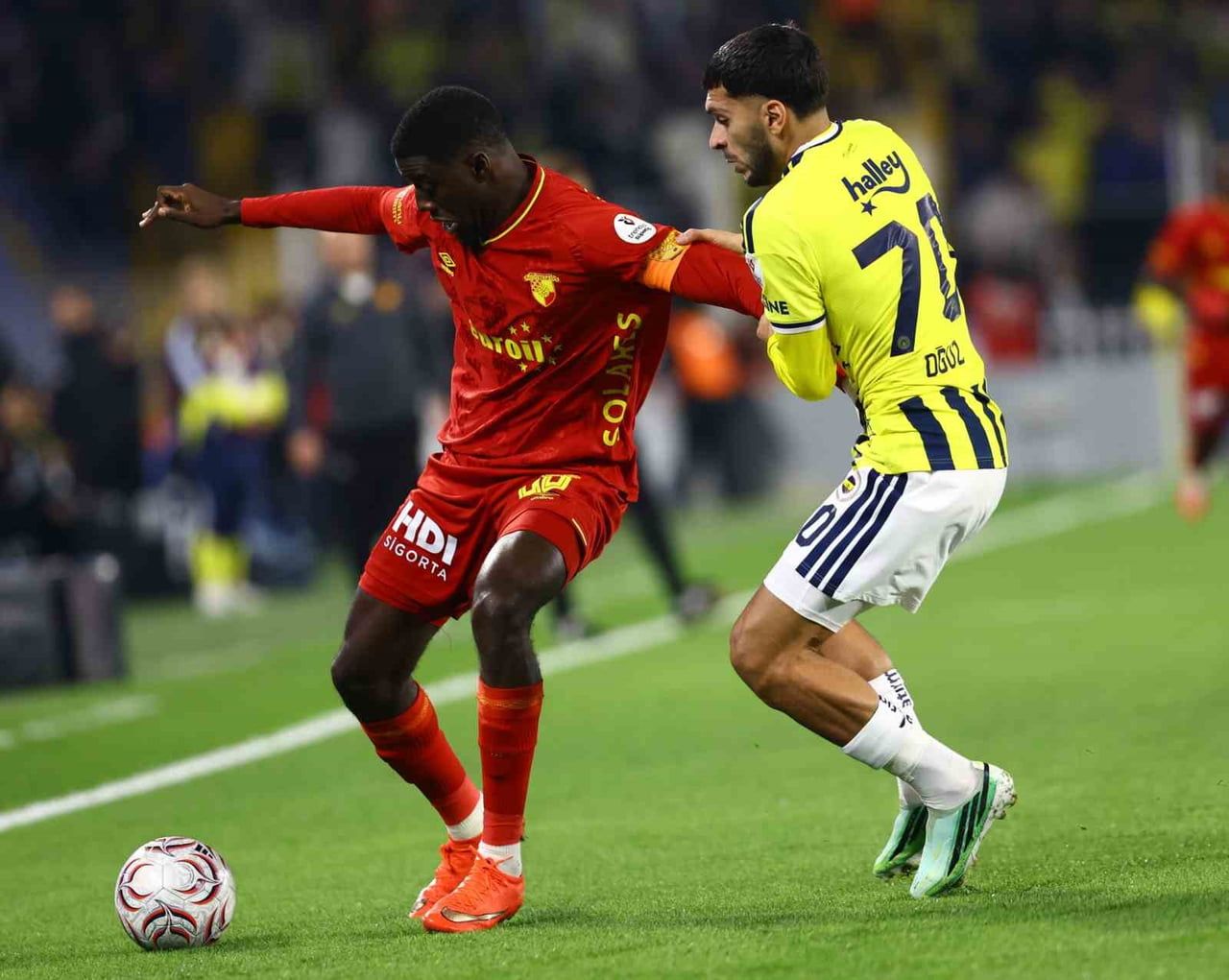 TRENDYOL SÜPER LİG'İN 10. HAFTASINDA FENERBAHÇE EVİNDE GÖZTEPE İLE KARŞILAŞIYOR. MÜSABAKANIN İLK...