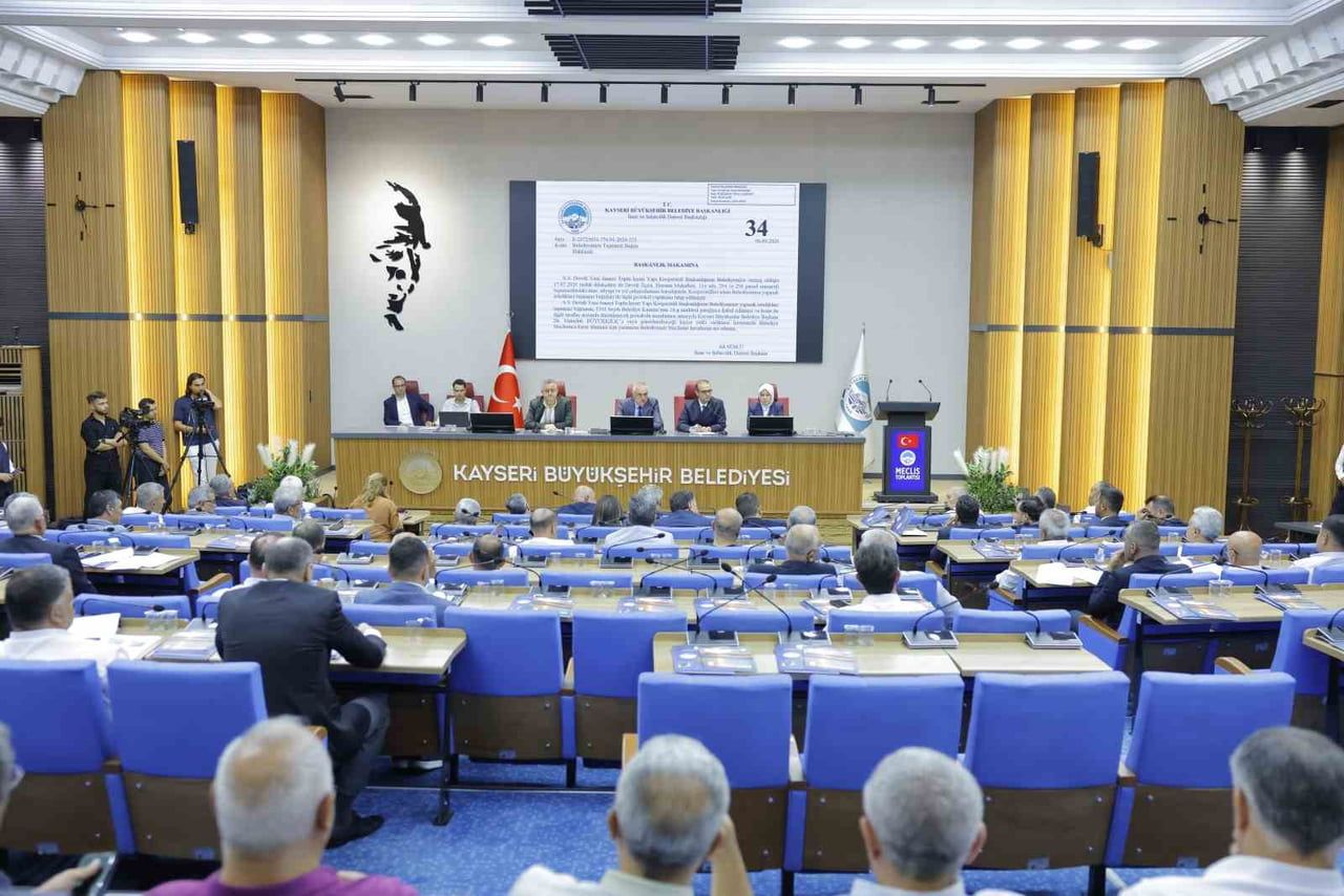 KAYSERİ BÜYÜKŞEHİR BELEDİYESİ 2026 YILI AĞUSTOS AYI MECLİS TOPLANTISI’NDA 56’SI ASIL, 20’Sİ EK...