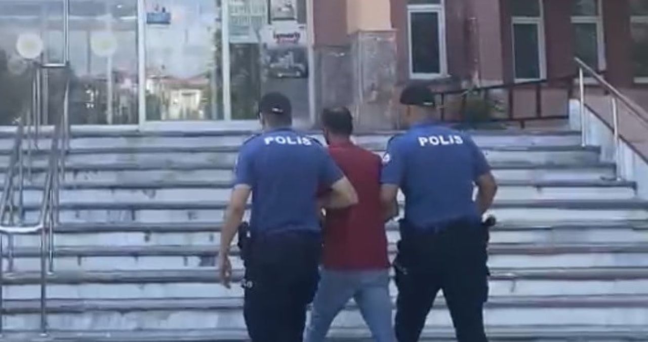 SAMSUN’UN VEZİRKÖPRÜ İLÇESİNDE UYUŞTURUCU MADDE TİCARETİ YAPMAK SUÇUNDAN 19 YIL KESİNLEŞMİŞ HAPİS...