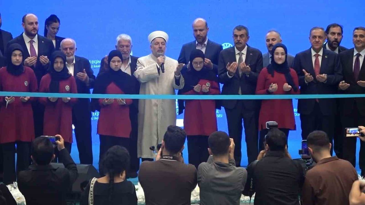 BAKAN TEKİN, YALOVA'DA SABRİ EKŞİNOZLUĞU ANADOLU İMAM HATİP LİSESİ İLE ZEHRA EKŞİNOZLUĞU ANADOLU...