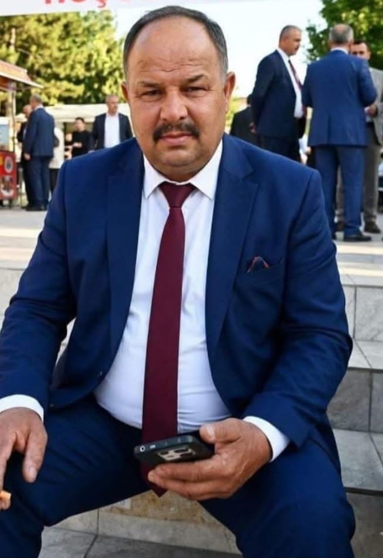 49 YAŞINDAKİ AHMET BAL (FOTOĞRAFTA), SİLAHLA KUZENİ M.B. (48) TARAFINDAN VURULARAK...