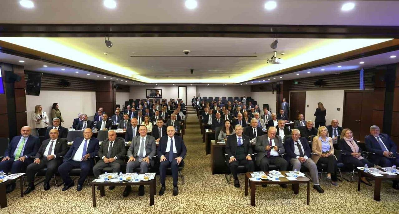 GSO’DA YENİ DÖNEMİN İLK MECLİS TOPLANTISI YAPILDI