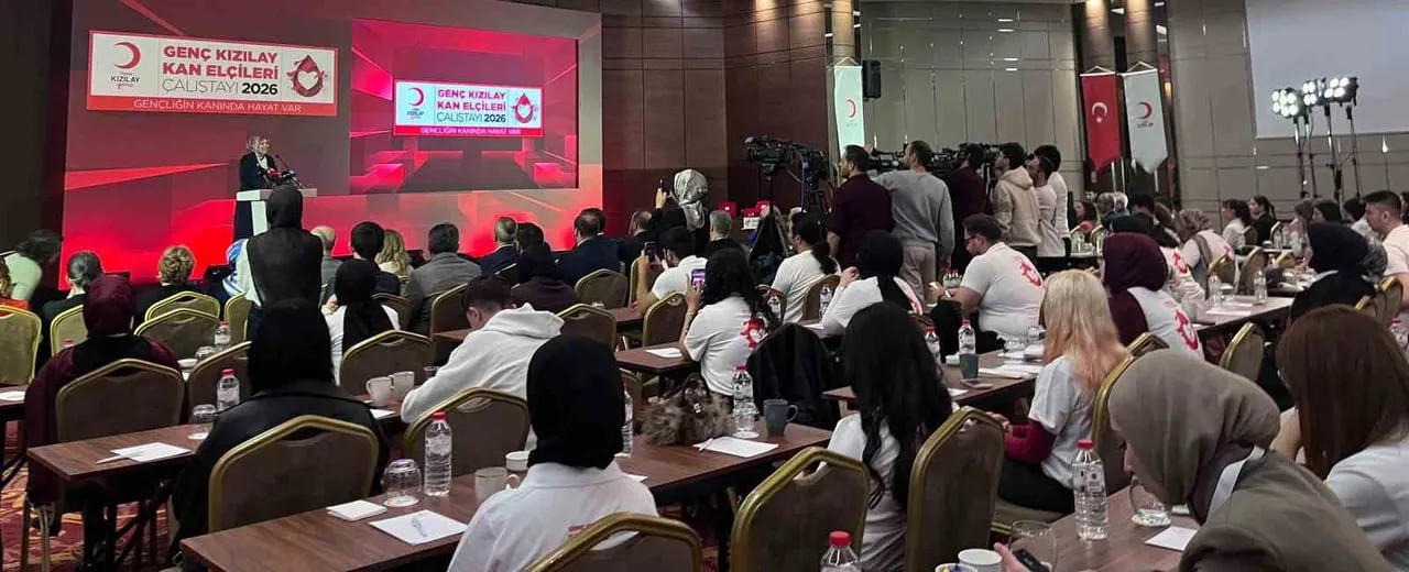 TÜRK KIZILAY BAŞKANI FATMA MERİÇ YILMAZ, 2. KAN ELÇİLERİ ÇALIŞTAYI'NDA KONUŞTU