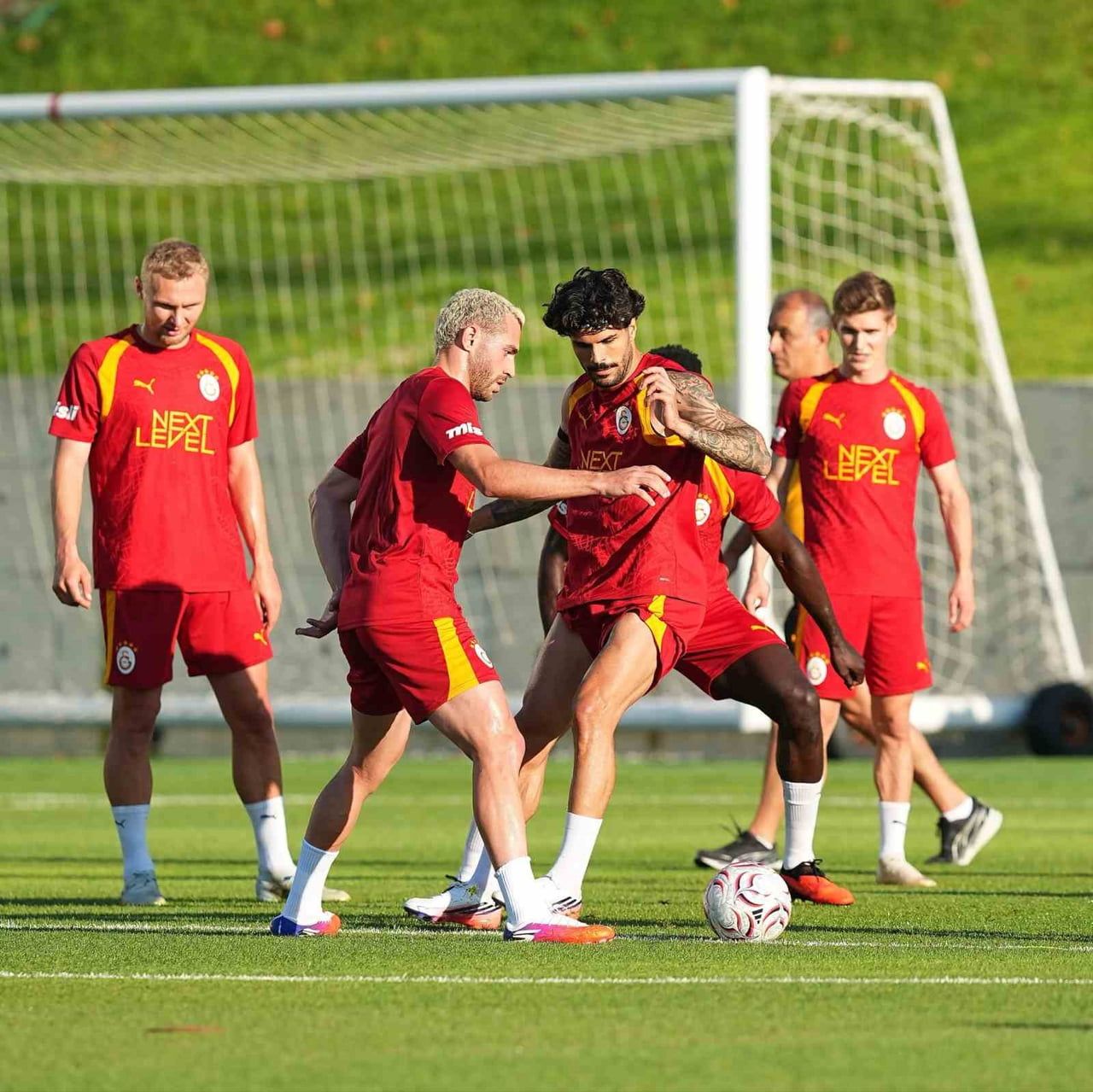 GALATASARAY, ERZURUMSPOR FK MAÇI HAZIRLIKLARINA DEVAM ETTİ