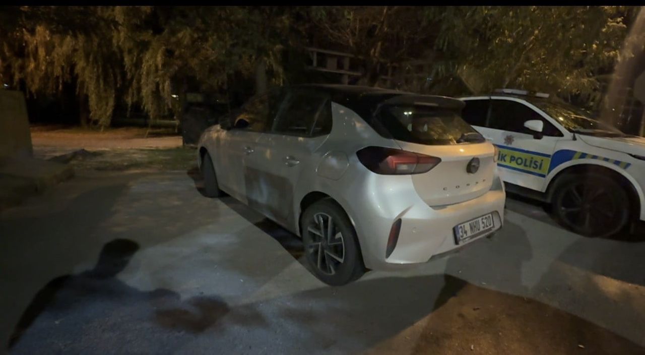 İSTANBUL'DAN KİRALADIĞI OTOMOBİLLE GELDİĞİ ESKİŞEHİR'DE POLİS EKİPLERİNCE DURDURULAN SÜRÜCÜ...
