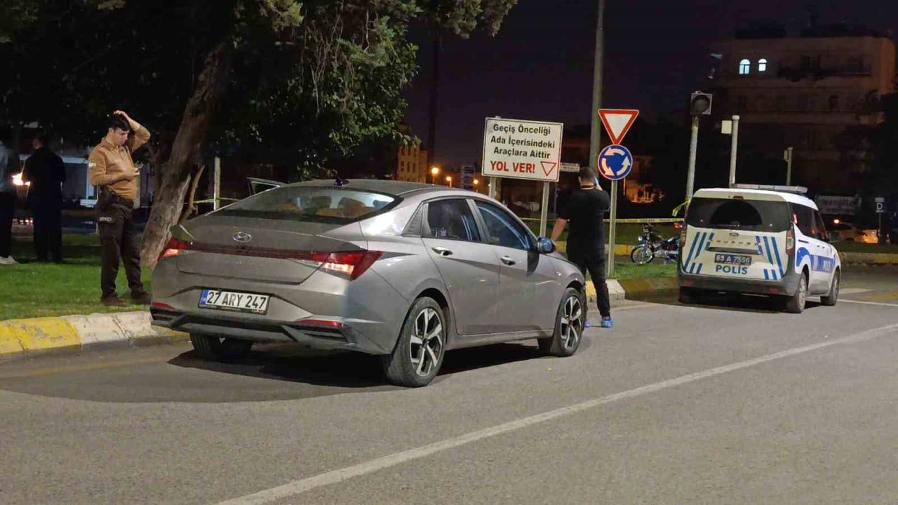 ŞANLIURFA'NIN HALİLİYE İLÇESİNDE OTOMOBİL İLE ÇARPIŞAN MOTOSİKLETİN SÜRÜCÜSÜ HAYATINI...