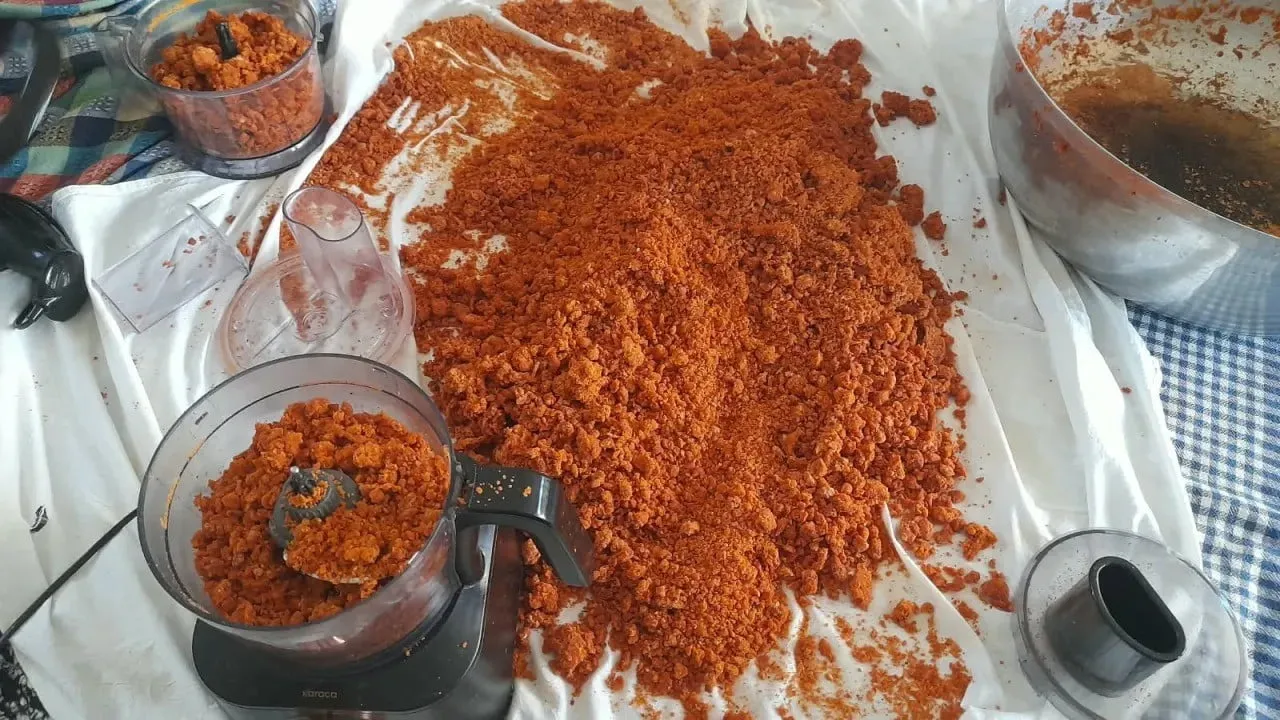 SİNOP’TA YAZ MEVSİMİNİN SONLARINA YAKLAŞILMASIYLA BİRLİKTE KIŞLIK ERZAK HAZIRLIKLARI HIZ KAZANDI....
