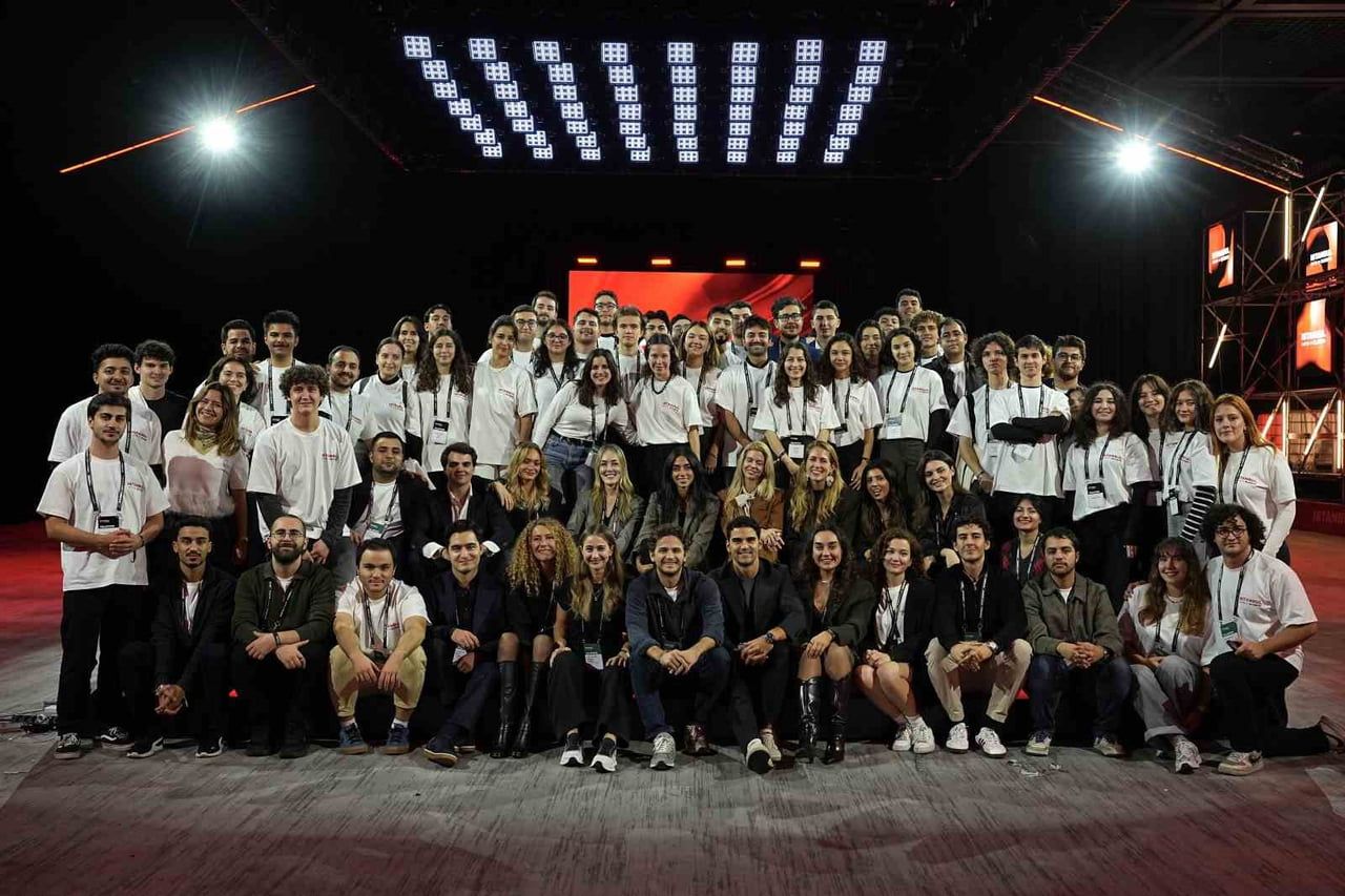 ISTANBUL IGNİTED BY SLUSH'D, HELSİNKİ'DE DOĞAN SLUSH'IN LİSANSLI ETKİNLİK SERİSİNİN İSTANBUL AYAĞI...