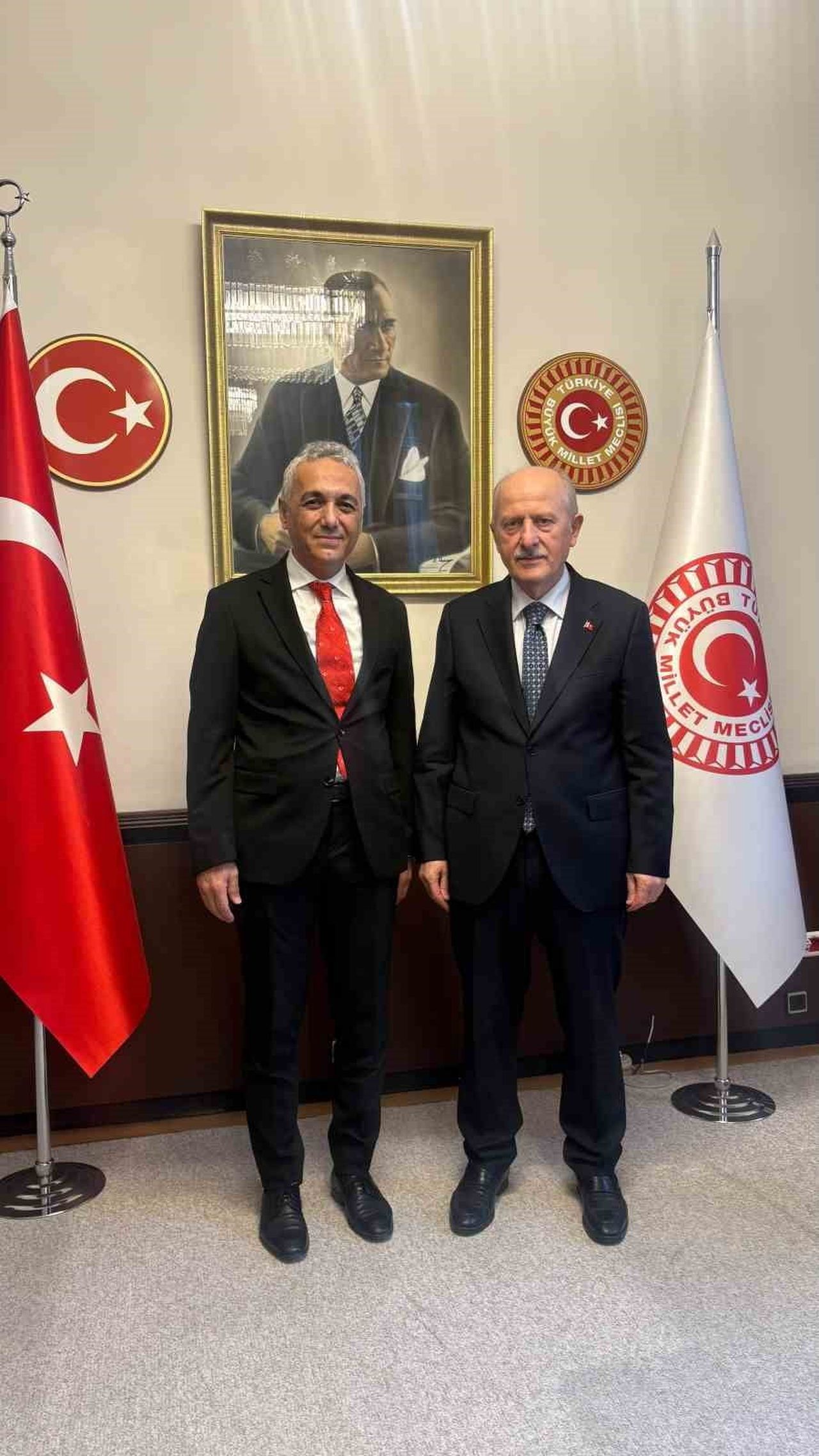 HEKİMSEN GENEL BAŞKANI UZM. DR. ADİL KURBAN (SOLDA) VE ÇEVRE, ŞEHİRCİLİK VE İKLİM DEĞİŞİKLİĞİ...