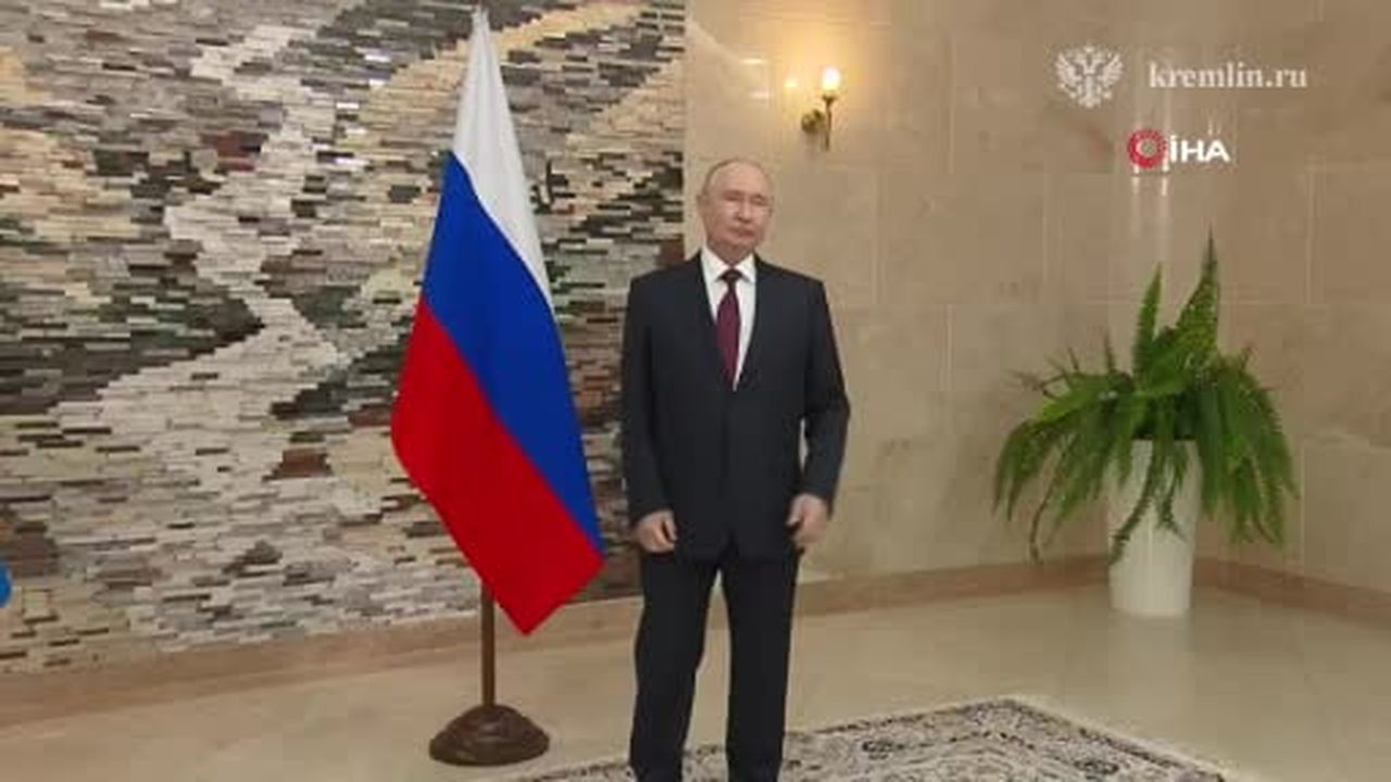Rusya Devlet Başkanı Vladimir Putin, Ermenistan Başbakanı Nikol Paşinyan ile gerçekleştirdiği...