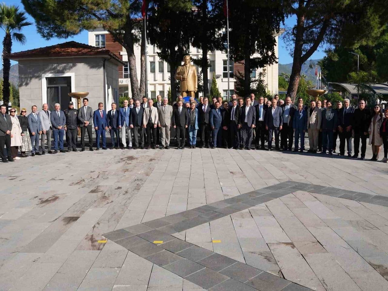 KÖYCEĞİZ’DE MUHTARLAR GÜNÜ TÖRENLE KUTLANDI