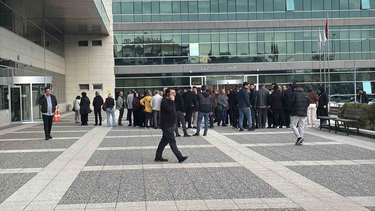 BOLU’DA JANDARMA EKİPLERİ TARAFINDAN BOLU BELEDİYESİ’NE YÖNELİK DÜZENLENEN ‘İHALEYE FESAT...