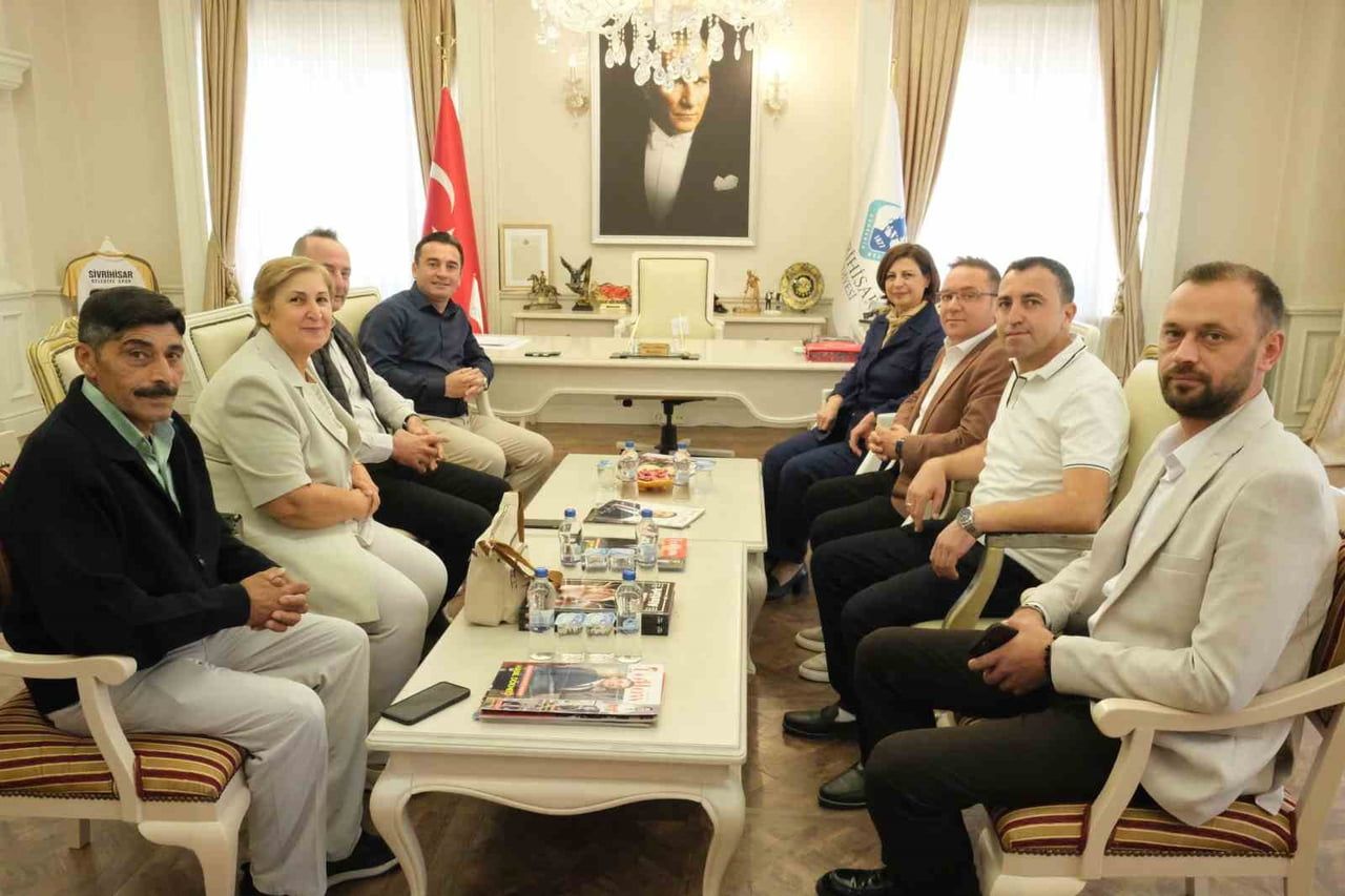 ESKİŞEHİR BÜYÜKŞEHİR BELEDİYE BAŞKANI SAYIN AYŞE ÜNLÜCE, SİVRİHİSAR BELEDİYE BAŞKANI HABİL...