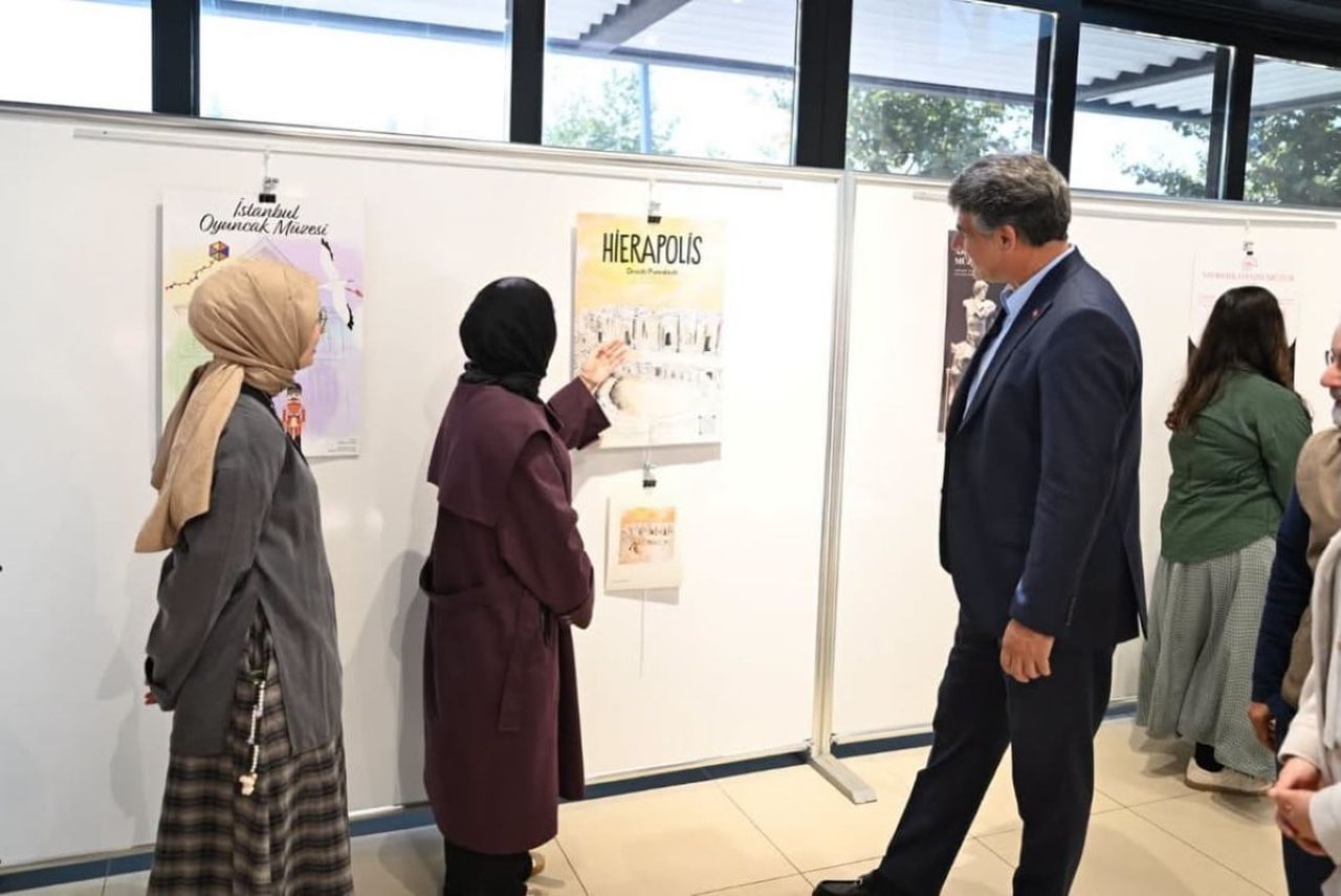 KOCAELİ ÜNİVERSİTESİ GÜZEL SANATLAR FAKÜLTESİ GRAFİK TASARIM BÖLÜMÜ ÖĞRENCİLERİNİN HAZIRLADIĞI...