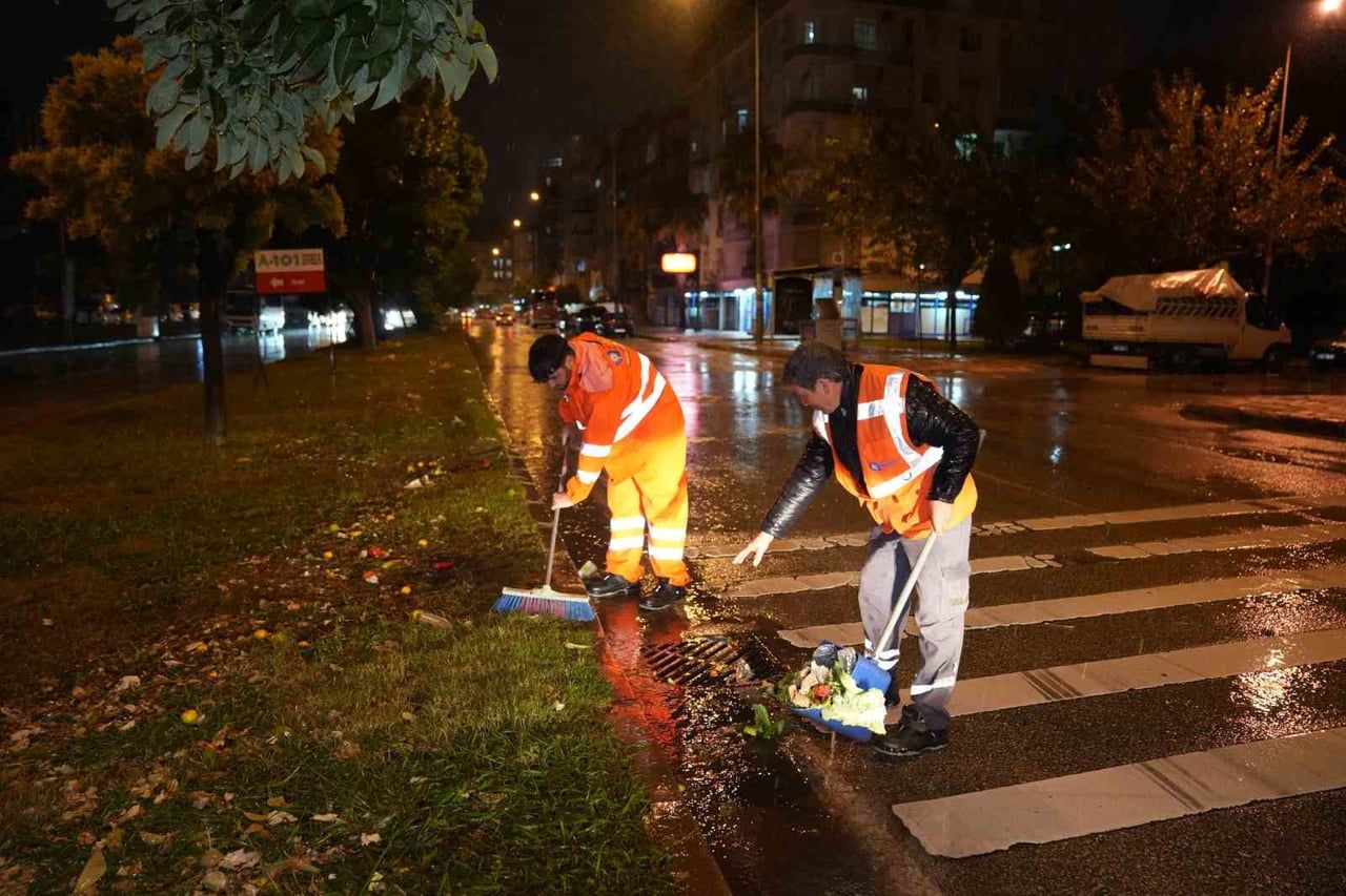 METEOROLOJİ BÖLGE MÜDÜRLÜĞÜ’NDEN YAPILAN SARI KOD UYARISININ ARDINDAN SABAHIN ERKEN SAATLERİNDEN...