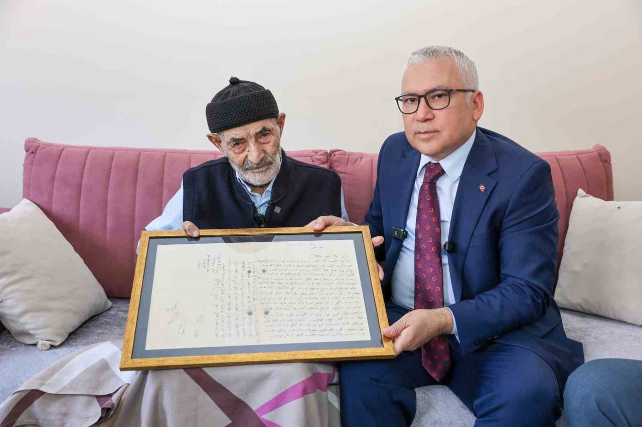 SİVAS VALİSİ YILMAZ ŞİMŞEK, MEKTUBU HACI MEHMET SUBAŞI'NA TESLİM ETTİ
