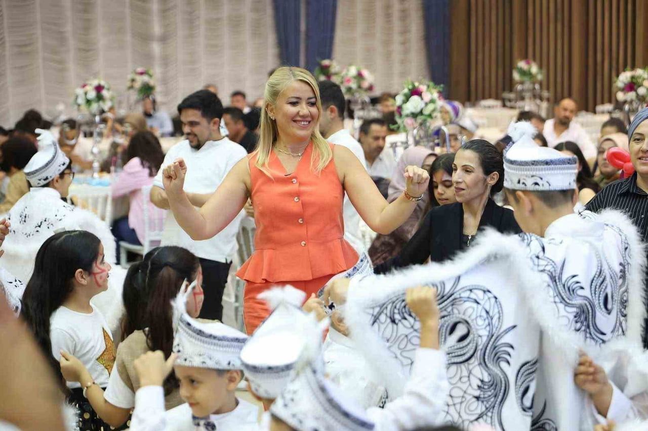 MERKEZEFENDİ BELEDİYESİ’NCE ALTINCI KEZ DÜZENLENEN SÜNNET ŞÖLENİ İLE ÇOCUKLAR BEREKETLER TOPLANTI...