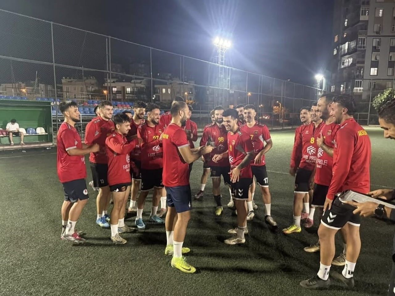 GEÇMİŞ YILLARDA 2 SEZON 3. LİG’DE MÜCADELE EDEN AKSEKİ’DE FUTBOL HEYECANI YENİDEN CANLANIYOR....