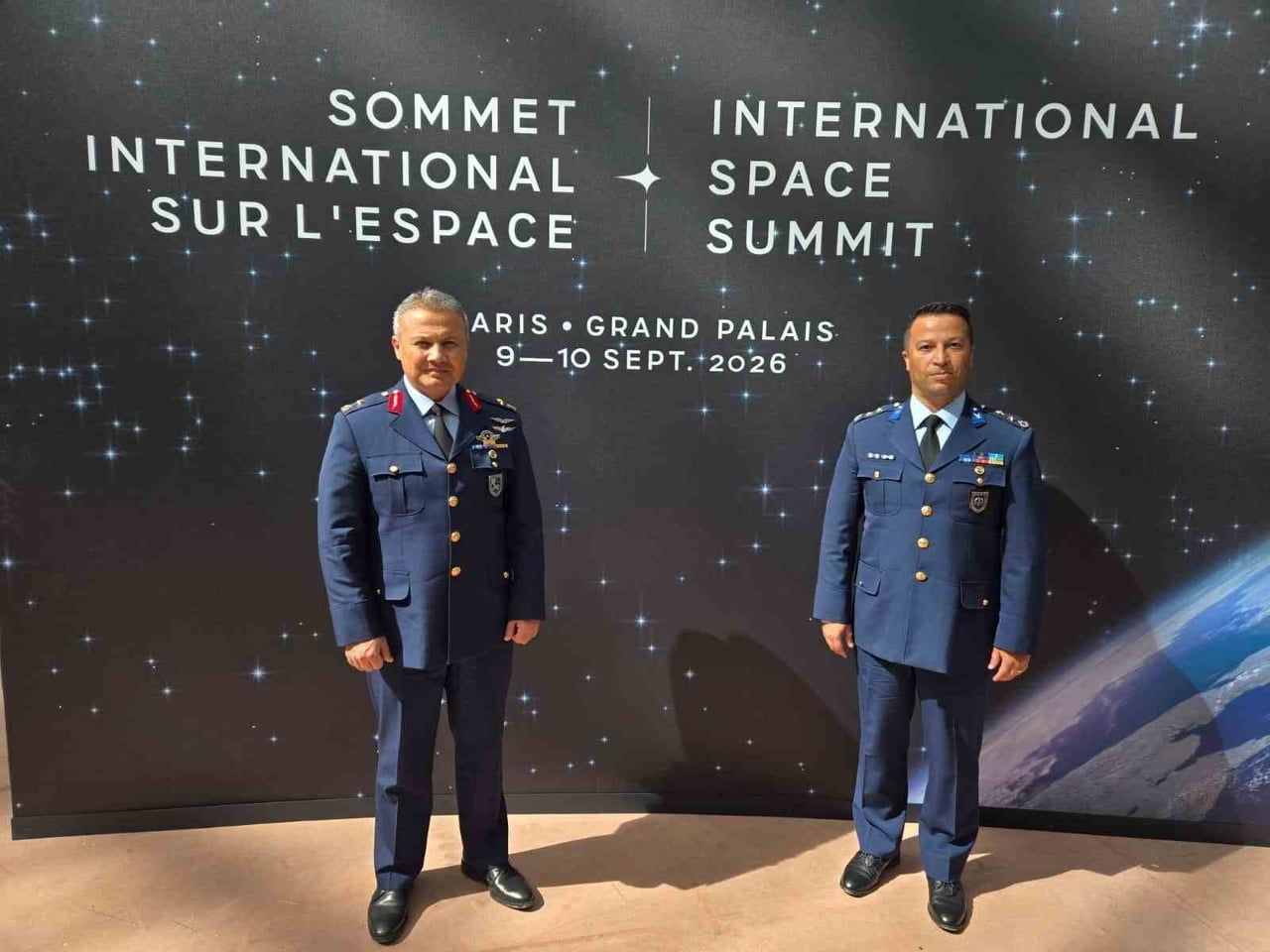 İLK TÜRK ASTRONOT OLAN 5’İNCİ ANA JET ÜS KOMUTANI TUĞGENERAL ALPER GEZERAVCI, FRANSA’NIN BAŞKENTİ...