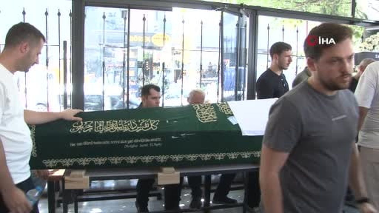 Küçükçekmece’deki feci kazada hayatını kaybeden Gökhan Gaş son yolculuğuna uğurlandı