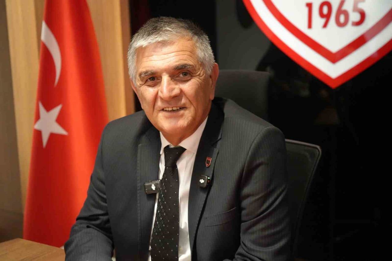 SAMSUNSPOR BASIN SÖZCÜSÜ VE İCRA KURULU ÜYESİ SUAT ÇAKIR, SERGEN YALÇIN’IN SAMSUNSPOR YORUMLARINA...